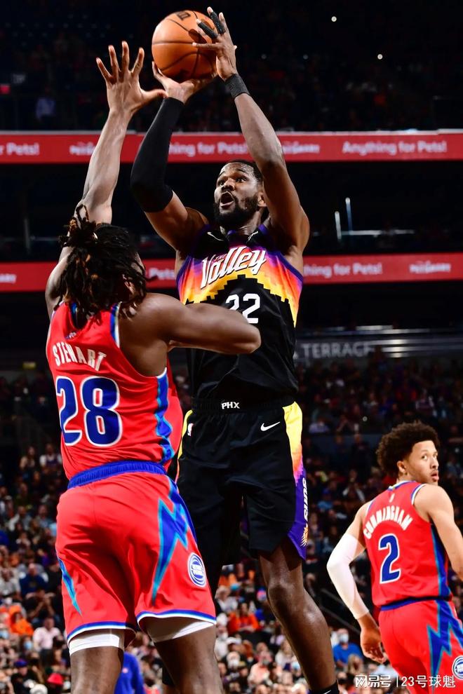 风云突变菲尼克斯太阳窗口期临场应变，欧超杯版图或变，震撼外界，阵容厚度经受考验的简单介绍